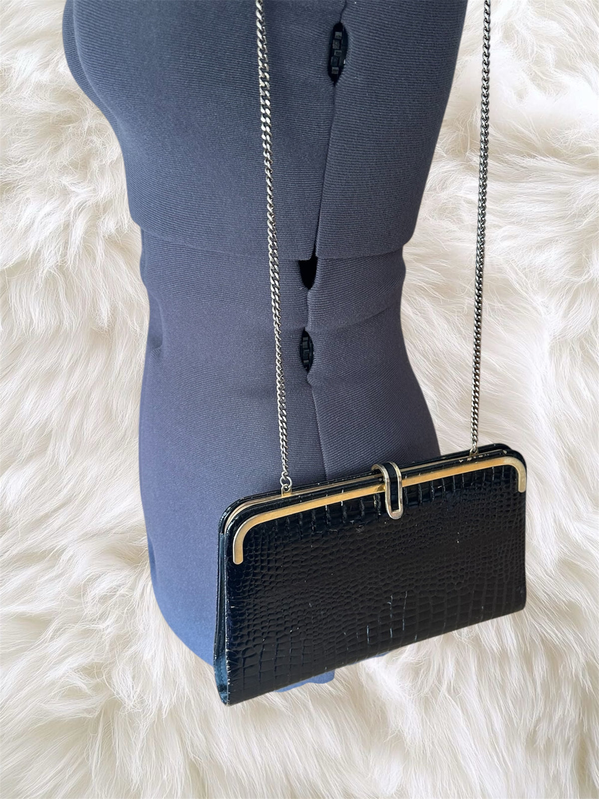 Vintage black crocodile-pattern clutch with chain shoulder strap
