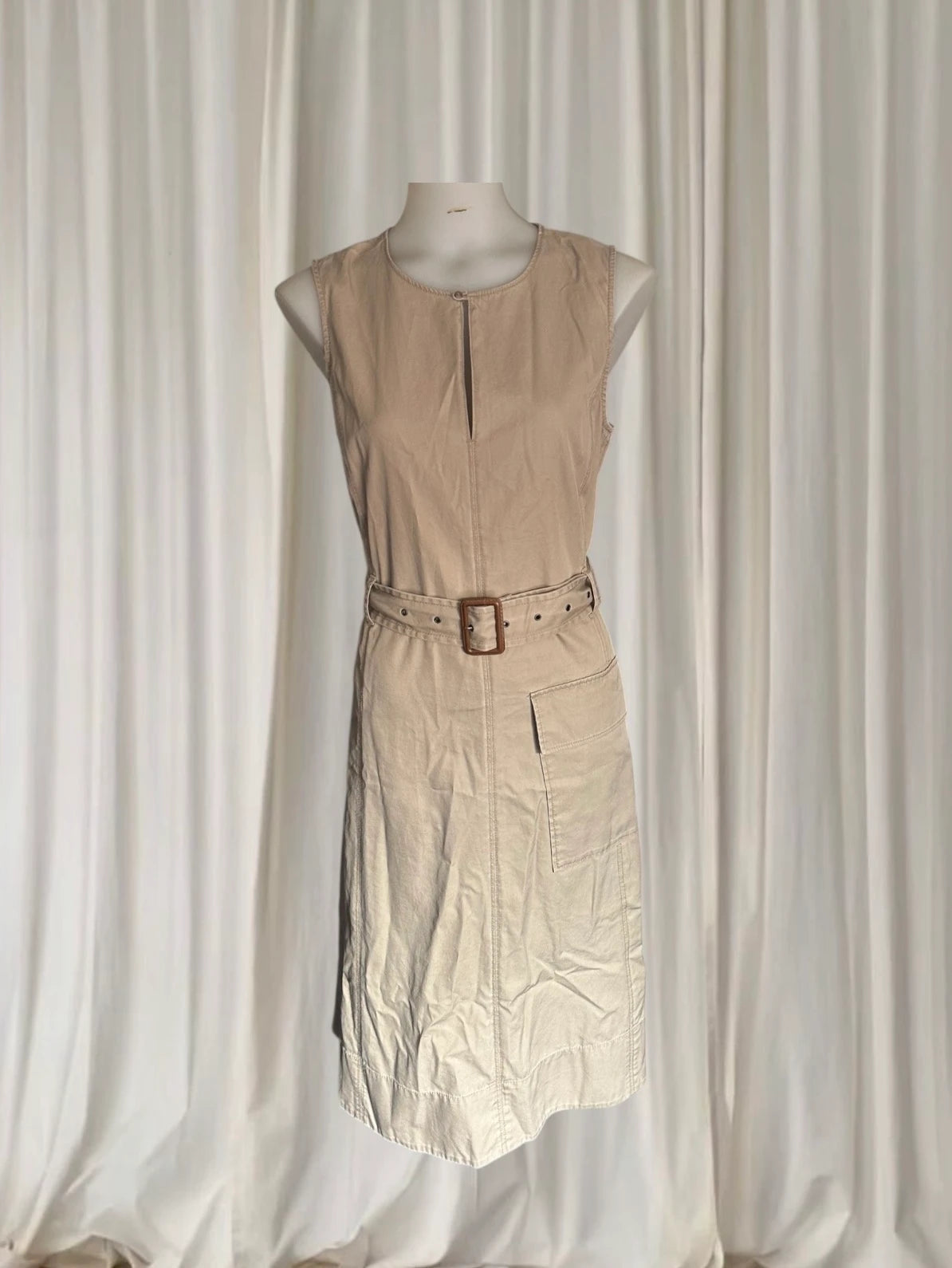 Polo Ralph Lauren Sleeveless Dress - Classic Beige Knee-Length Silhouette - Image 2