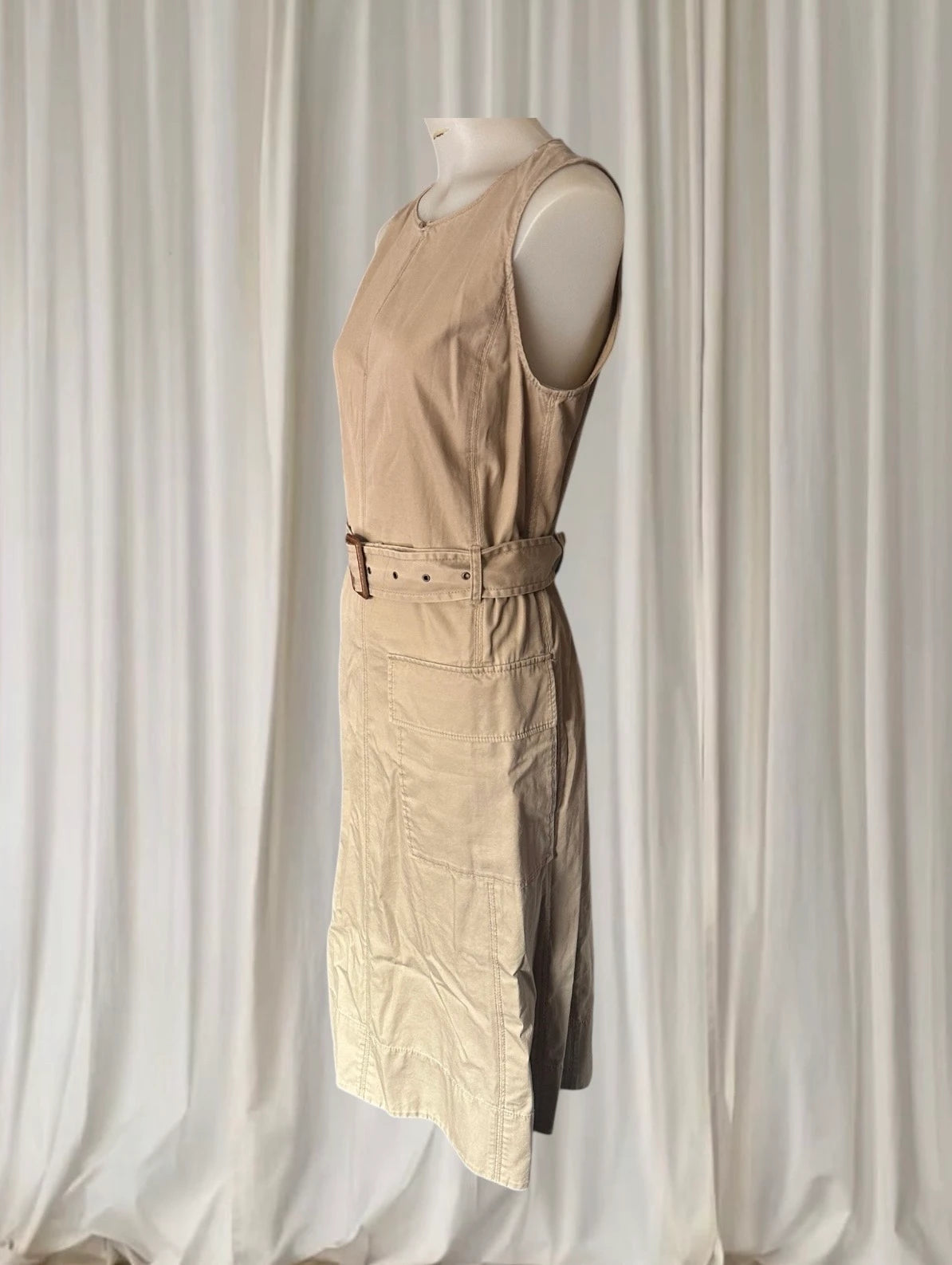 Polo Ralph Lauren Sleeveless Dress - Classic Beige Knee-Length Silhouette - Image 4