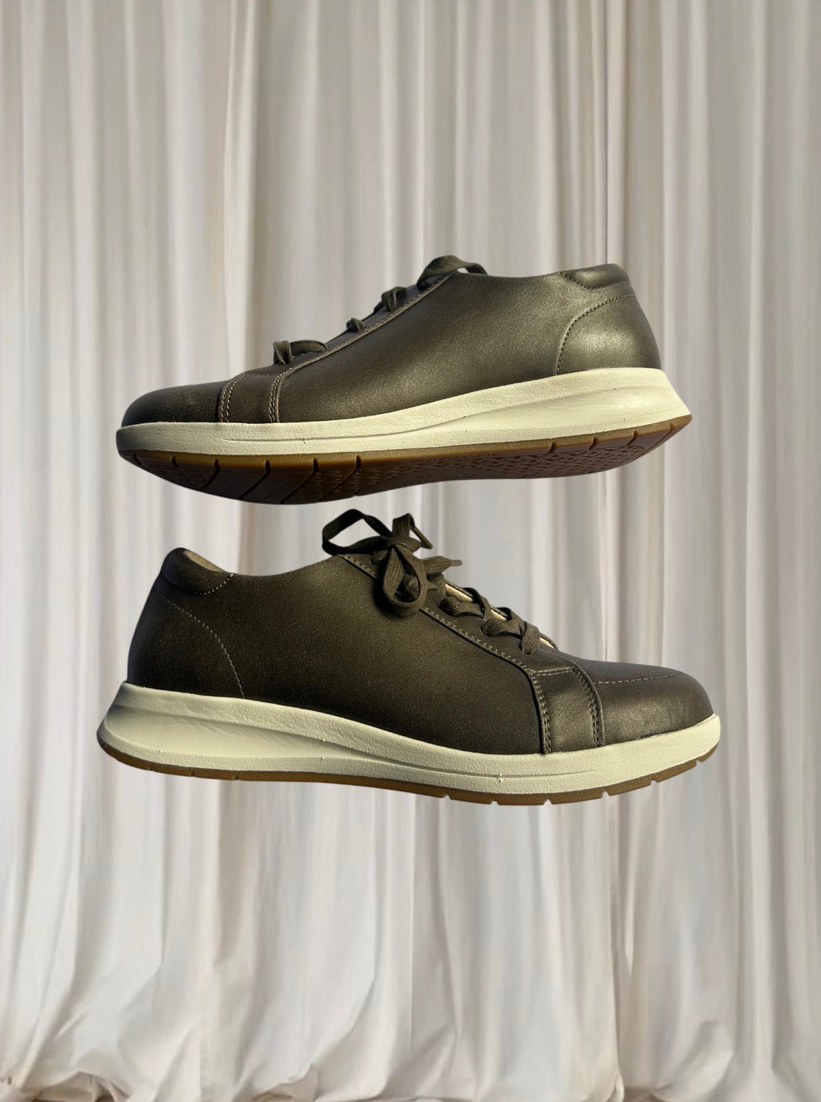 Revere Orthotic Friendly Sneakers - Khaki Metallic Leather Size 41