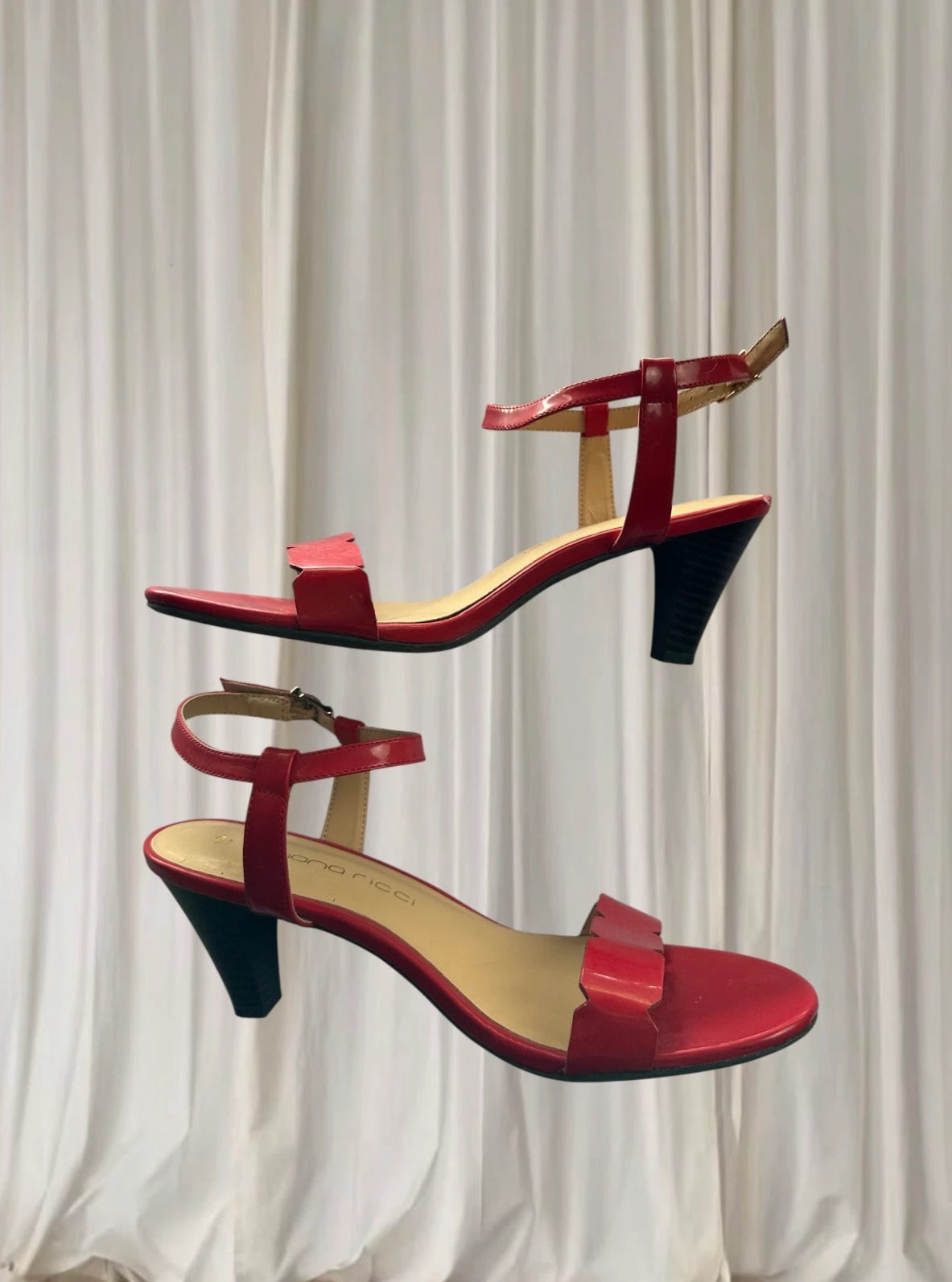 Simona Ricci Red Patent Heels - Size 10 Classic Glossy Pumps - Image 5