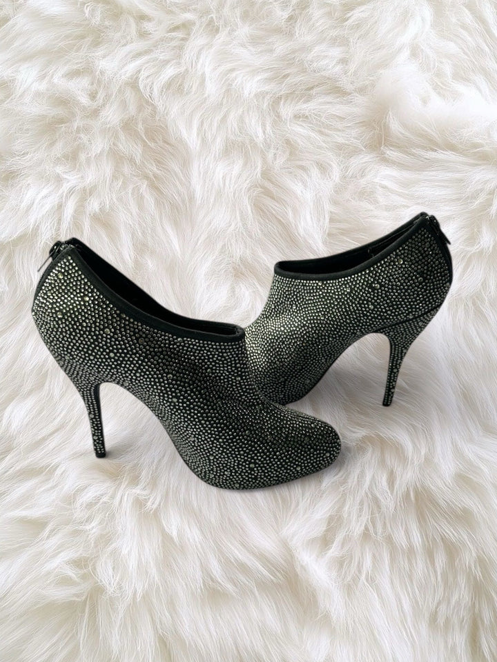Steve Madden Women's Black and Silver Boots