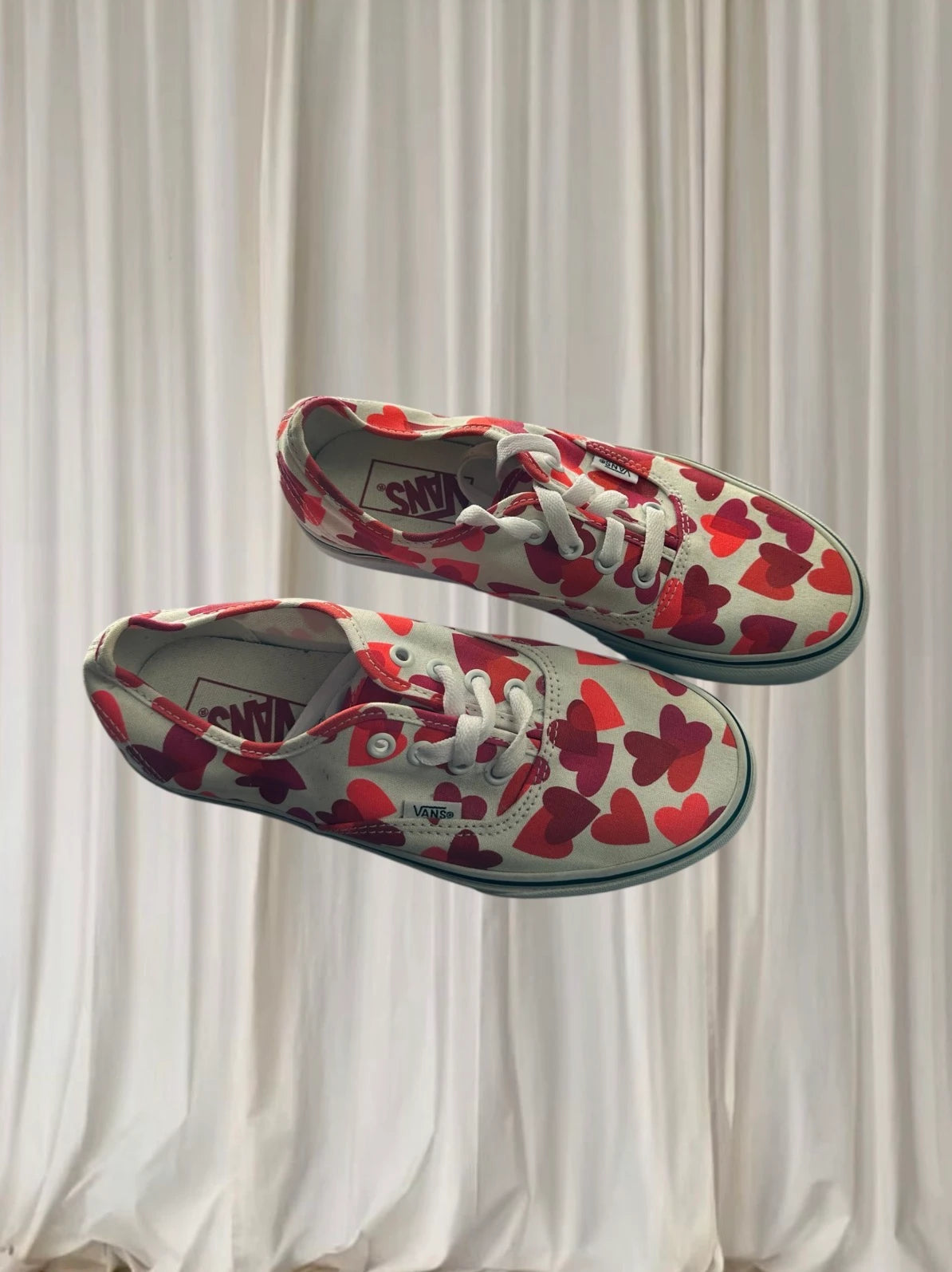 Vans Heart Print Sneakers - Cream and Red Low Top - Image 3