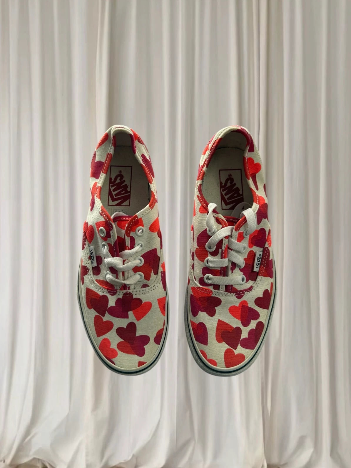 Vans Heart Print Sneakers - Cream and Red Low Top - Image 4