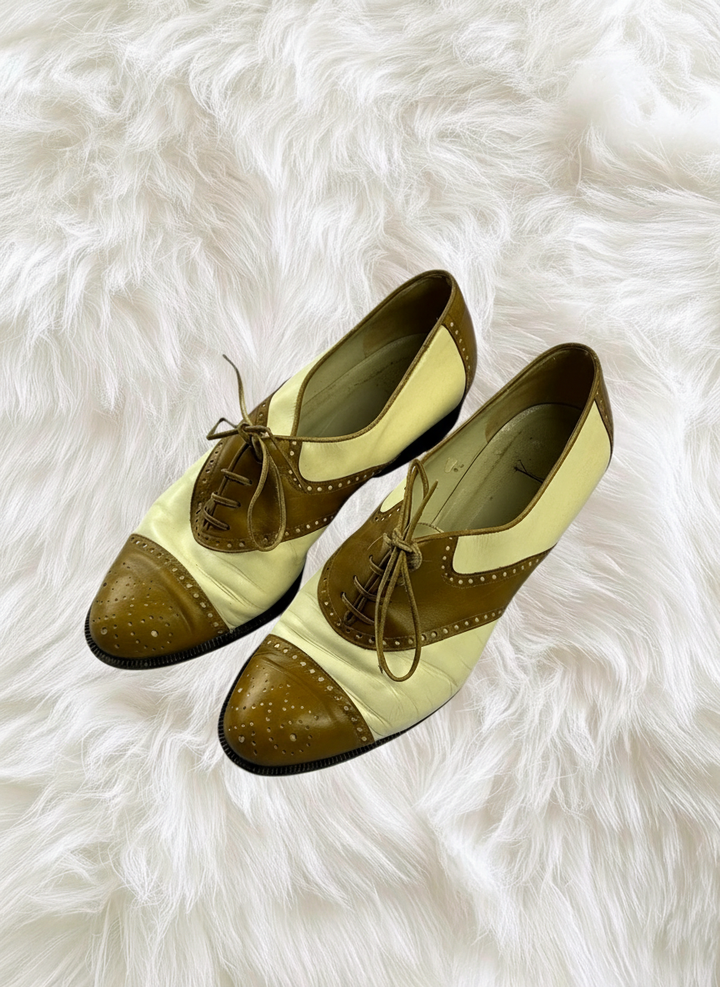 Vintage Women's Two-Tone Brown & Cream Leather Wingtip Spectator Oxford Shoes Size 36.5 EU - Image 1